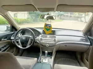 Honda Accord 2011 White