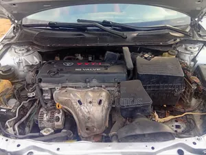 Toyota Camry 2009 Silver