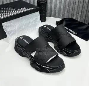 Dsquared Premium Slippers for Men – Luxury Comfort
