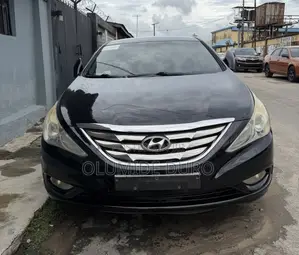 Hyundai Sonata 2011 Black