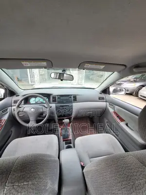 Toyota Corolla 2004 Silver