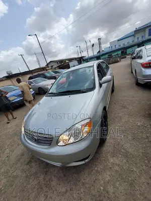 Toyota Corolla 2004 Silver