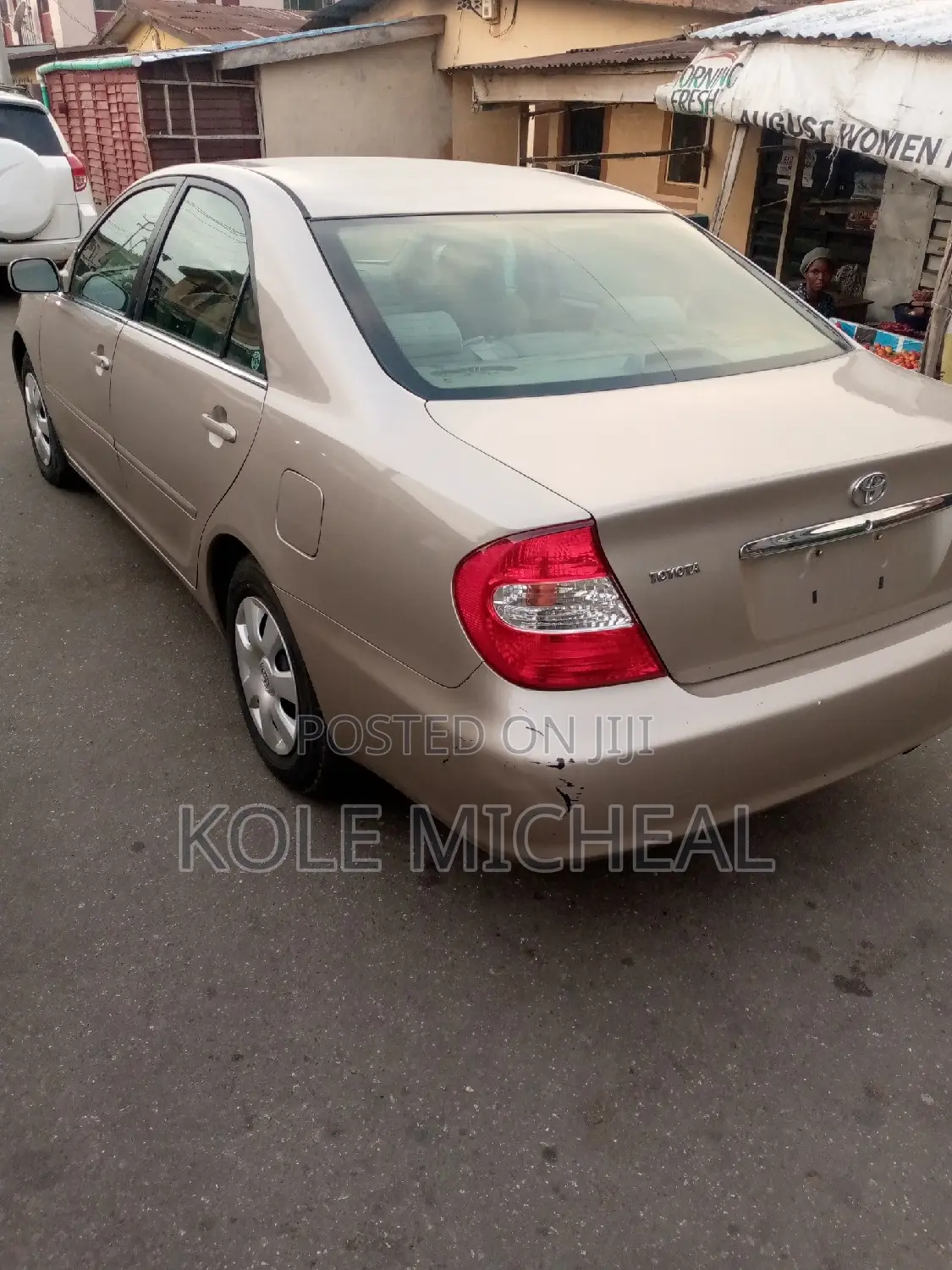 Toyota Camry 2004 Gold