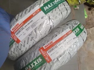 195r15c Maxxis Ue/MCV