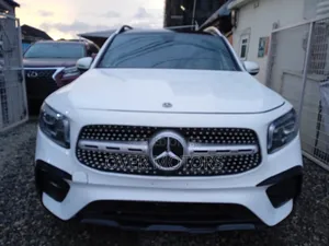 Mercedes-Benz GLB-Class 2020 White