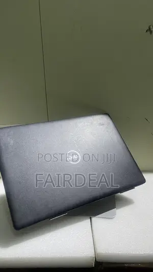 Laptop Dell Latitude 3590 8GB Intel Core i5 SSD 256GB
