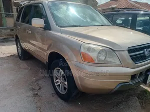Honda Pilot 2004 Gold