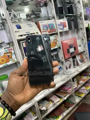 Apple iPhone XS Max 64 GB Black