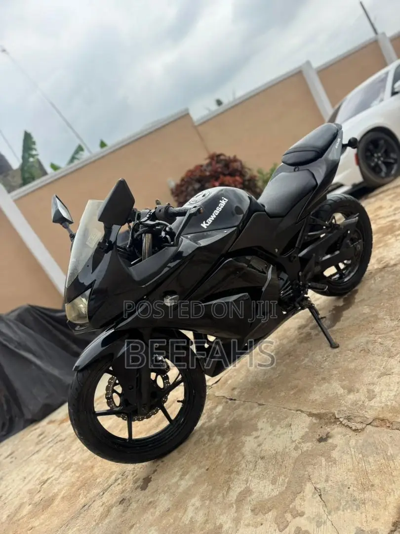 Kawasaki Bike 2017 Black