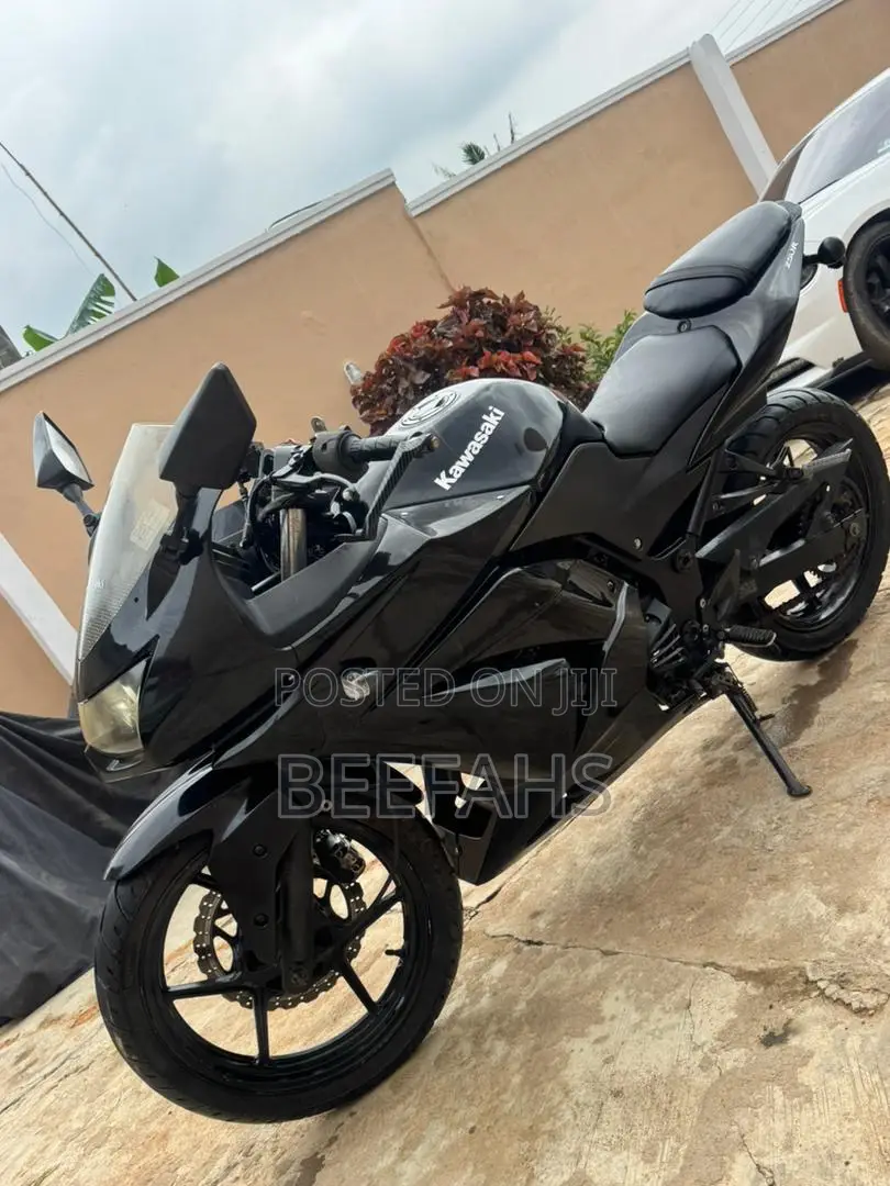 Kawasaki Bike 2017 Black