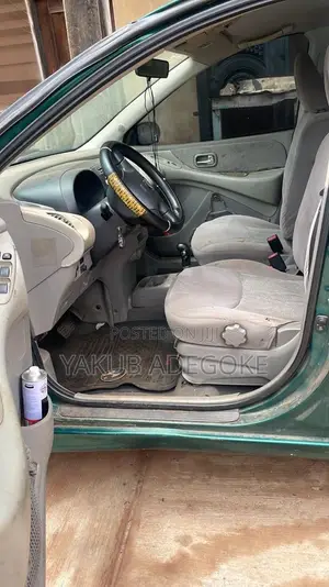 Nissan Almera 2005 Green
