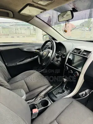 Toyota Corolla 2010 Red