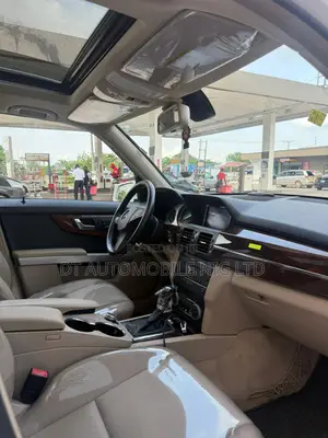 Mercedes-Benz GLK-Class 350 4MATIC 2011 White