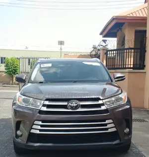 Toyota Highlander 2018 Gray