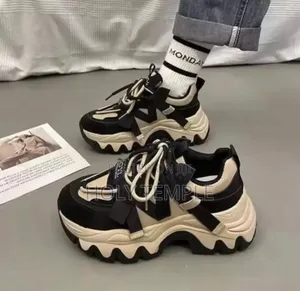 Quality Fashion Canvas