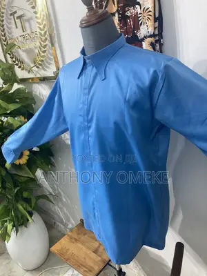 Unique Elongated Pointed Collar Design