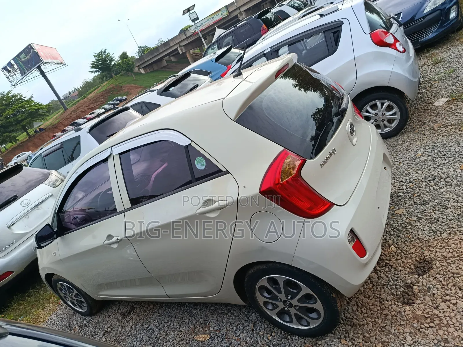Kia Morning 2015 Off white