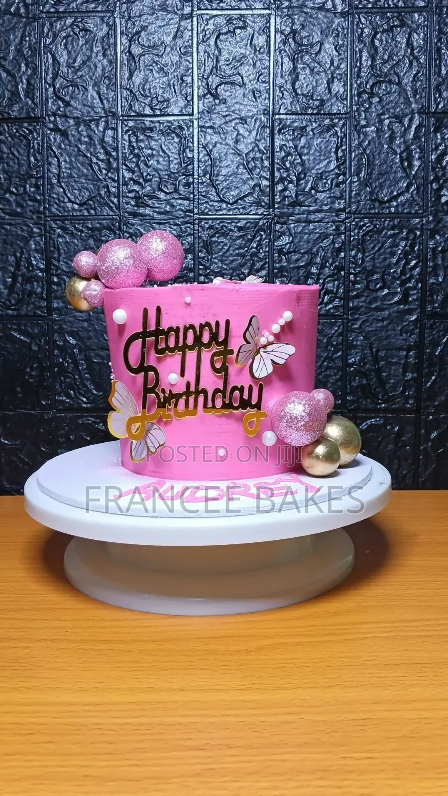 Custom Cakes Small Chops for All Occasions