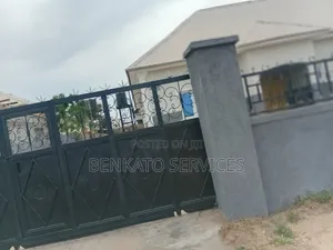 3bdrm Bungalow in Nurses Estate Phase, Karu for rent