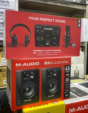 M-Audio Bx4 Studio Monitor Air 192/4 Vocal Studio Pro.