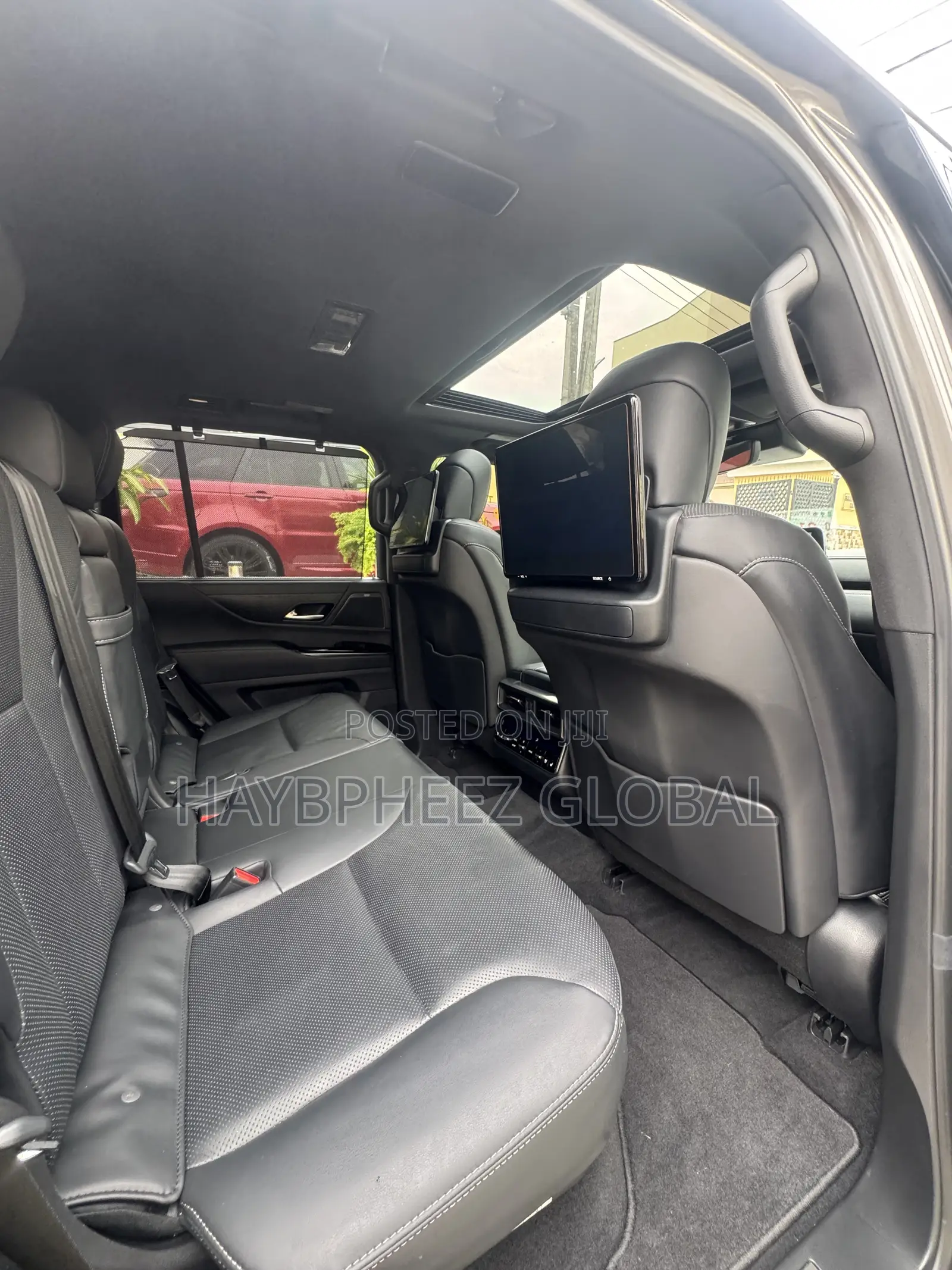 Lexus LX 600 2022 Silver