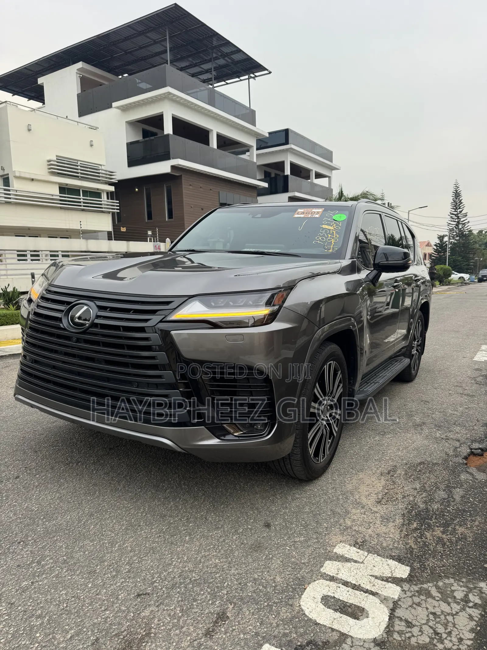 Lexus LX 600 2022 Silver