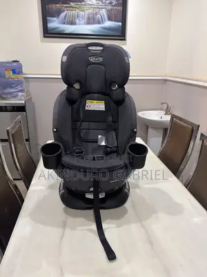 Graco Turn2me 3-in-1 Car Seat Rotates