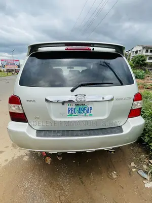 Toyota Highlander 2005 Silver
