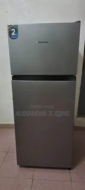 1 Month Old Hisense 124l Fridge. Carton And Receipt Available