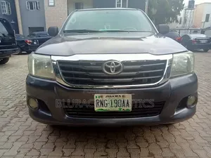 Toyota Hilux 2.7 VVT-i 4X4 SRX 2012 Gray