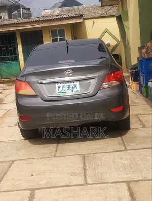 Hyundai Accent SE 2013 Gray