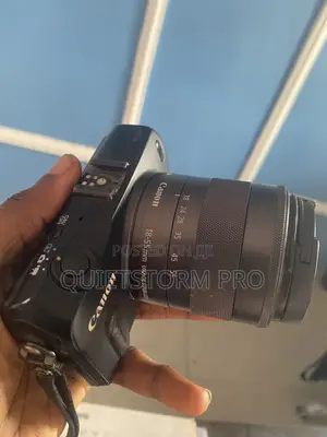 Canon Eos Mirrorless Camera