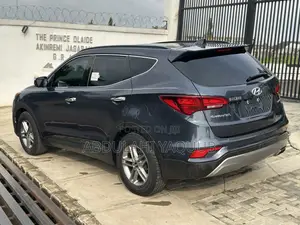Hyundai Santa Fe SE Ultimate AWD 2017 Gray