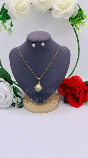 Elegant Gold-Plated Necklace