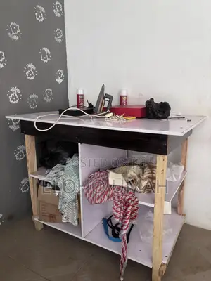 Tailoring Table