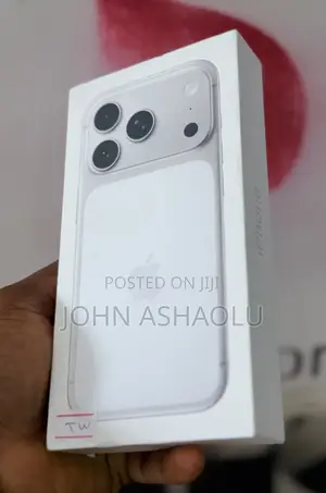 New Apple iPhone 17 Pro 256 GB Silver