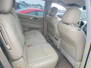 Nissan Pathfinder 2015 White
