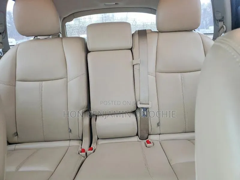 Nissan Pathfinder 2015 White