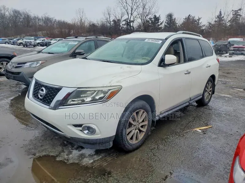 Nissan Pathfinder 2015 White