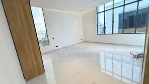 4bdrm Duplex in Whitesand Avenue, Lekki Phase 1 for sale