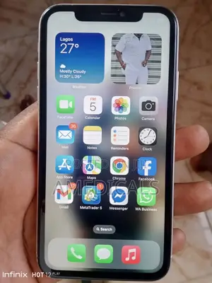 Apple iPhone 11 64 GB White
