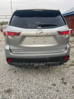 Toyota Highlander 2015 Silver