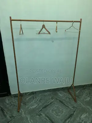 Cloth Iron Detachable Hanger for Display
