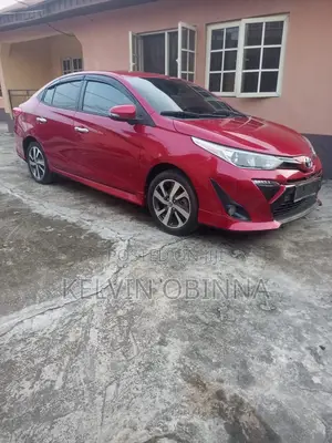 Toyota Yaris 2020 Red