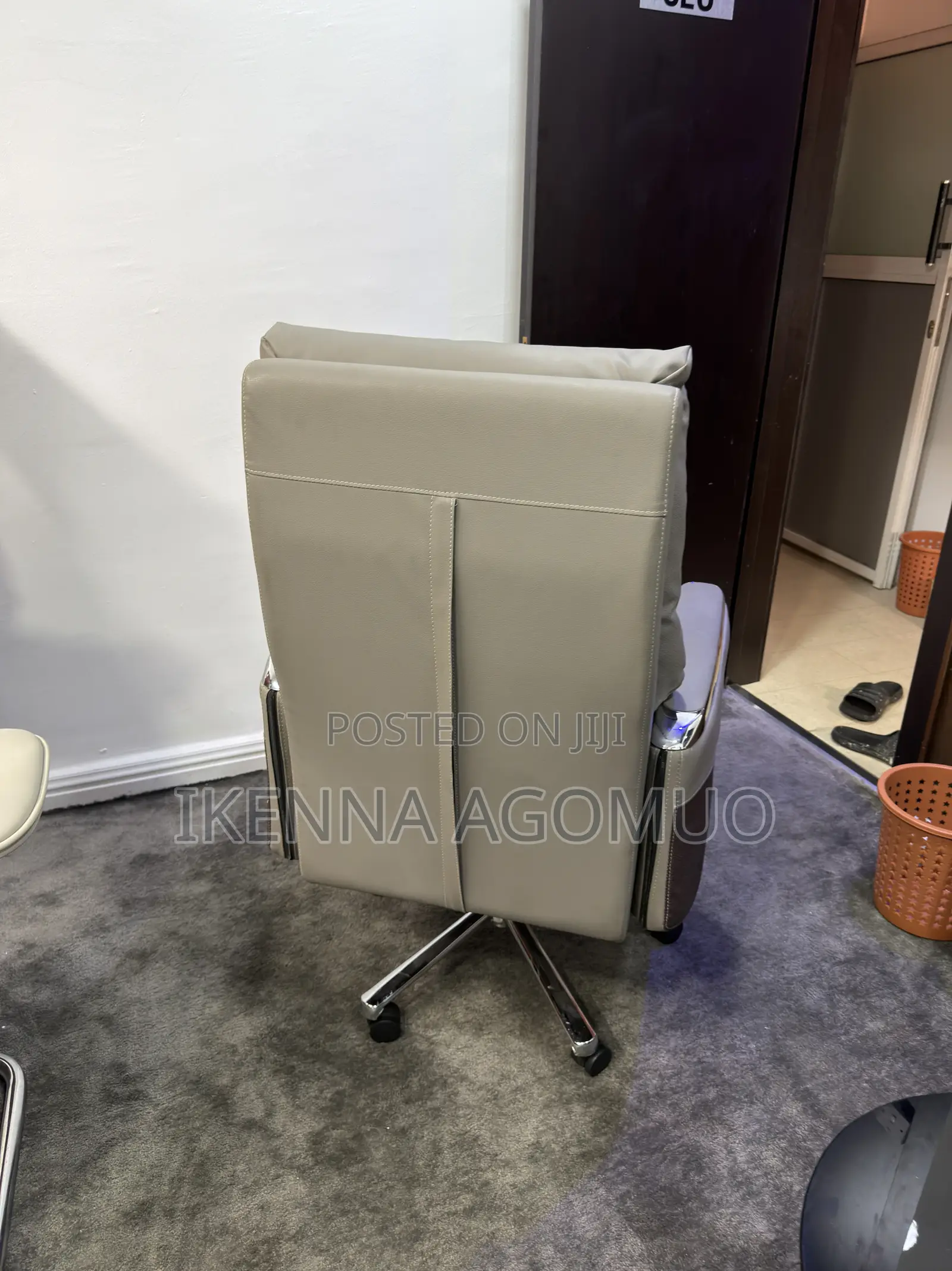 Executive Chair