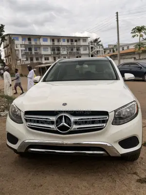 Mercedes-Benz GLC-Class 2019 White