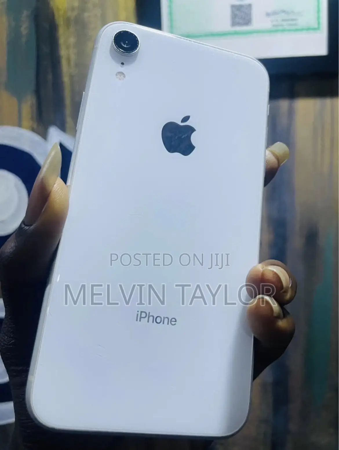 Apple iPhone XR 64 GB White