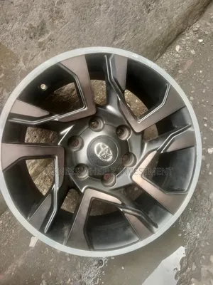 Quality Standard Toyota Hilux Alloyed Wheel 17 Inch