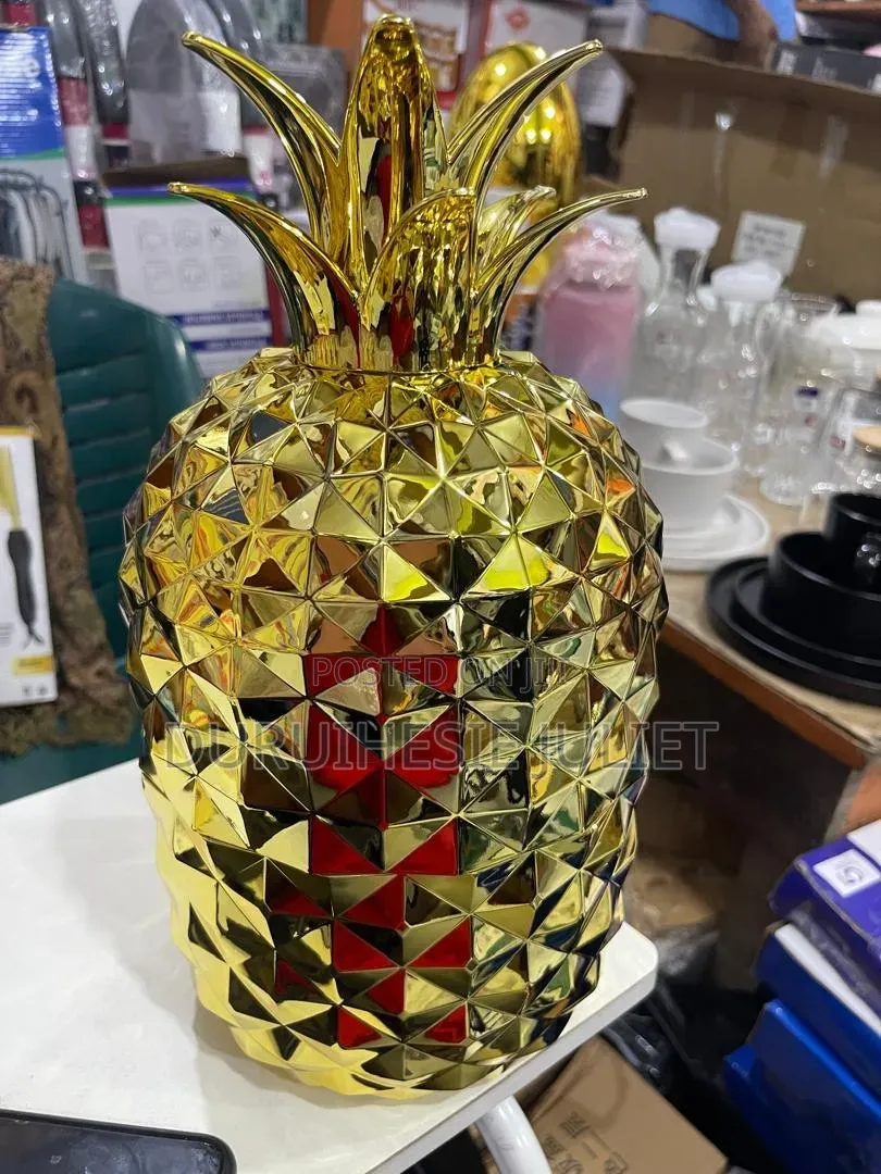24pcs Golden Cutlery Set With Pineapple Case