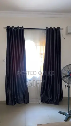 4 (Four) Gray Curtain, 2 White Inners and Rods